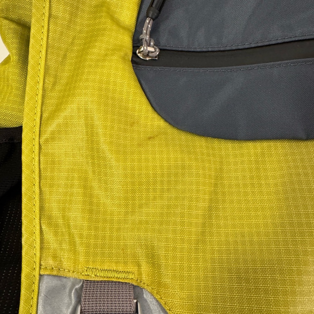L.L. Bean Yellow and Gray Messenger School Bag - Picture 2 of 10